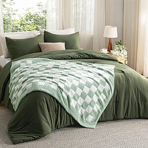 3-Piece Bedsure Lightweight Twin Comforter Set w/ Comforter, Pillow Case and 50" x 60" Throw Blanket (Green, Black) $19.99 + Free Shipping w/ Prime or on $35+