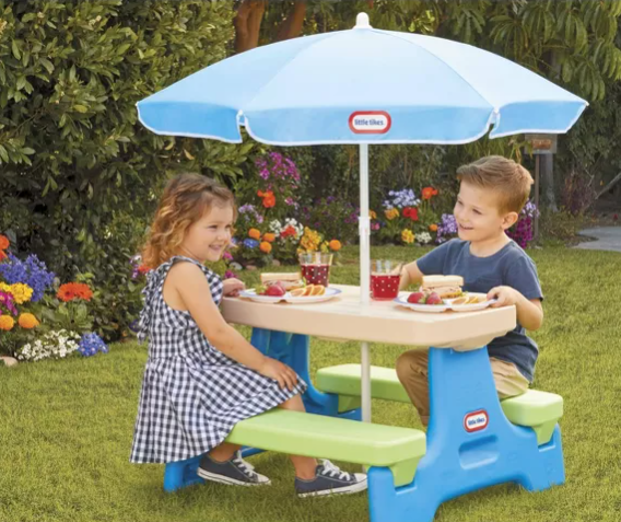 Little Tikes Easy Store Jr. Picnic Table only $57.99 (Reg $75)!